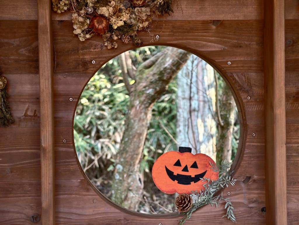 スマートフォンで撮影した、ハロウィンの装飾