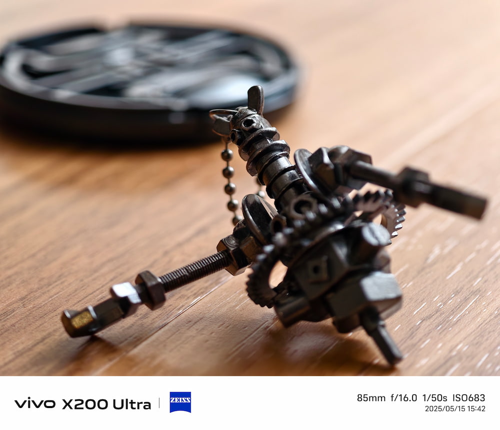 スマホカメラで撮影した室内のキーホルダー