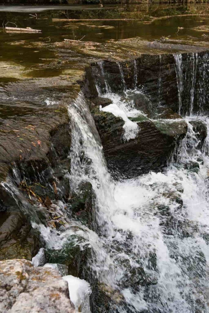 早朝に撮影した三木市の黒滝の写真。α7Vで撮影